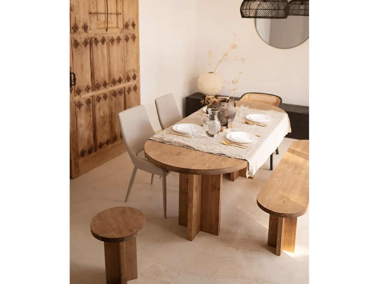 Pack de mesa de comedor de 200x85cm y banco de 160x45cm de madera maciza de abeto Decowood en tono roble oscuro - TOKYO - DECOWOOD