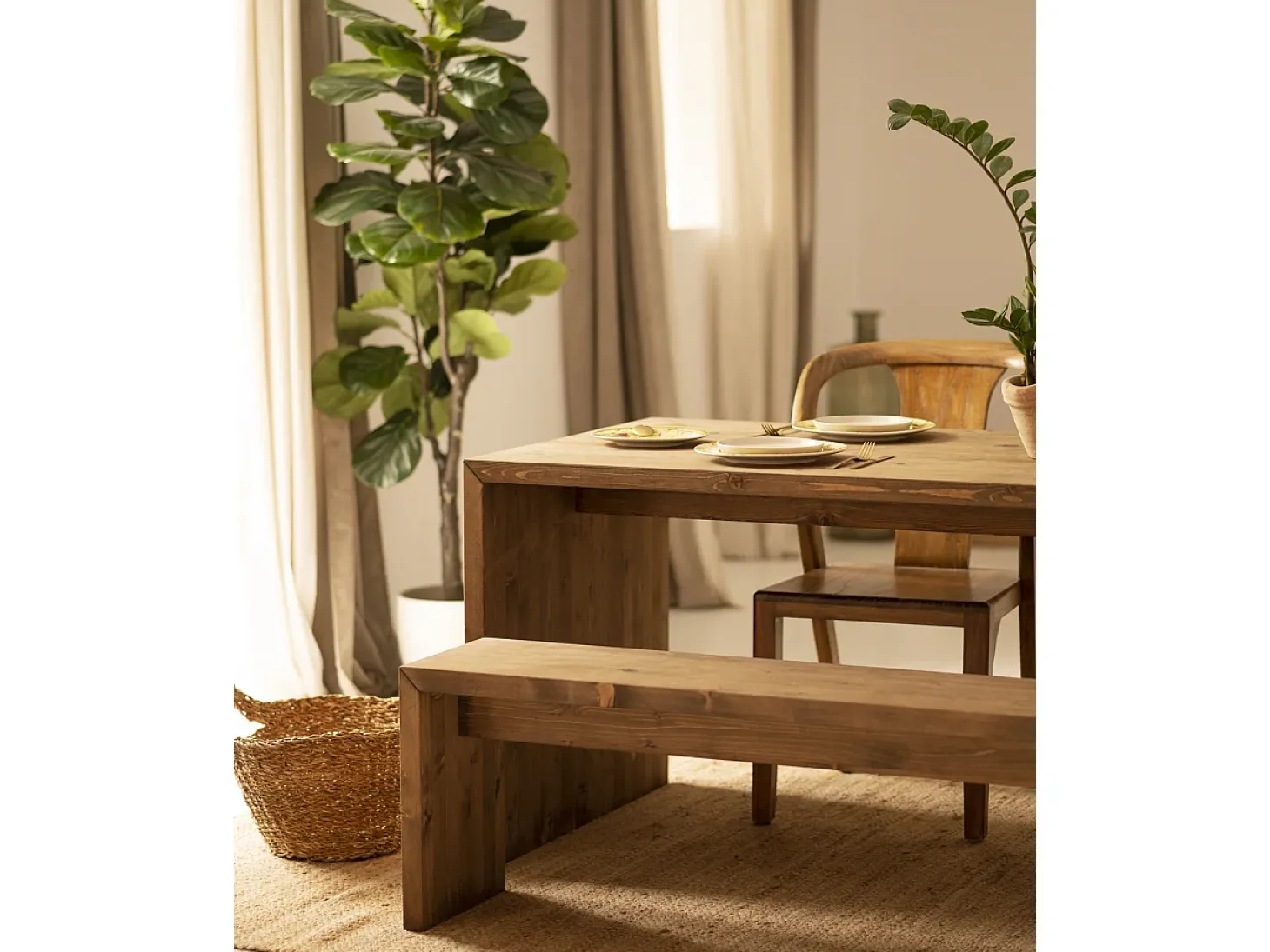 Pack mesa de comedor de 160x75cm y banco de 145x45cm rectangulares de madera de abeto maciza Decowood en tono roble oscuro - TELVA - DECOWOOD