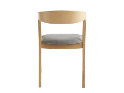Set de 2 sillas nórdicas de madera clara de roble macizo y tela gris LOVA