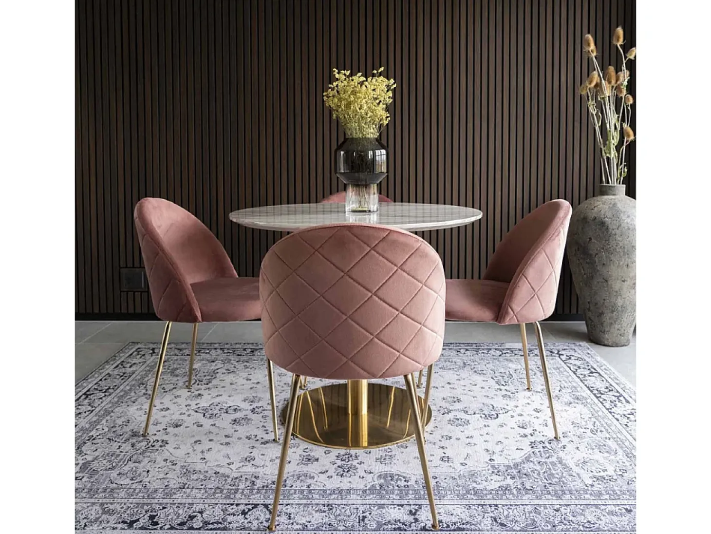 Set van 2 PINOZ fluwelen stoelen – Hedendaagse elegantie-Color Rosa
