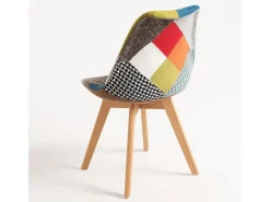 Silla Banki patchwork multicolor y patas de haya natural