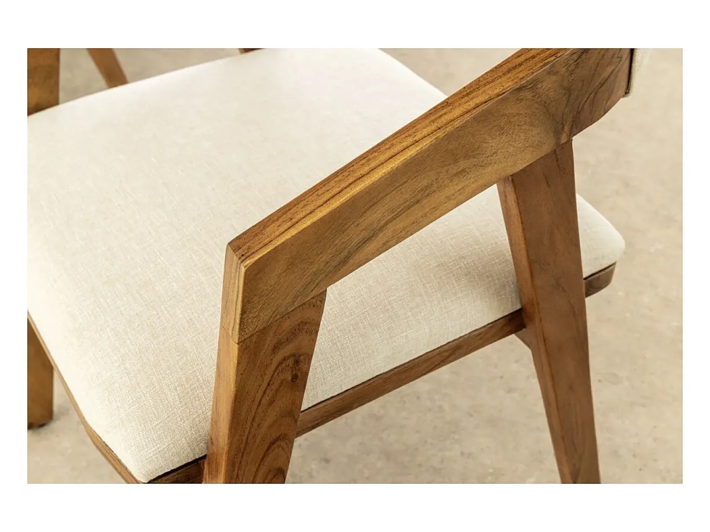 Silla de comedor ARKAYA vintage en madera maciza de acacia y tela blanca