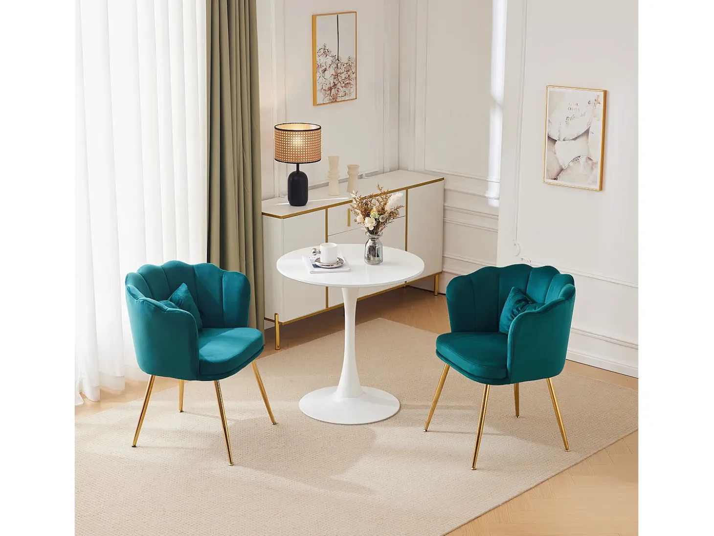 Silla de comedor de terciopelo con respaldo capitoné y patas de metal dorado – verde