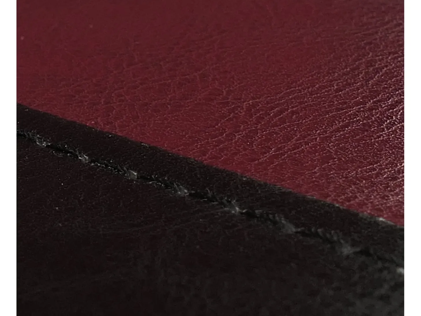 Silla de comedor Littau, negro/rojo, patas oscuras
