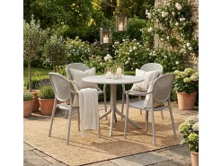 Silla de comedor moderna para bar, restaurante y cocina al aire libre en polipropileno Clara - Gris
