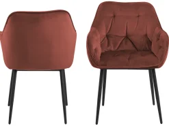 Silla de comedor usada con reposabrazos rojos.
