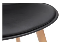 Silla de diseño negra y madera clara WING