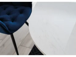 Silla de diseño Umexa de metal negro y terciopelo azul marino