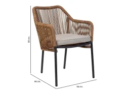 Silla de ratán marrón