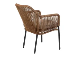 Silla de ratán marrón