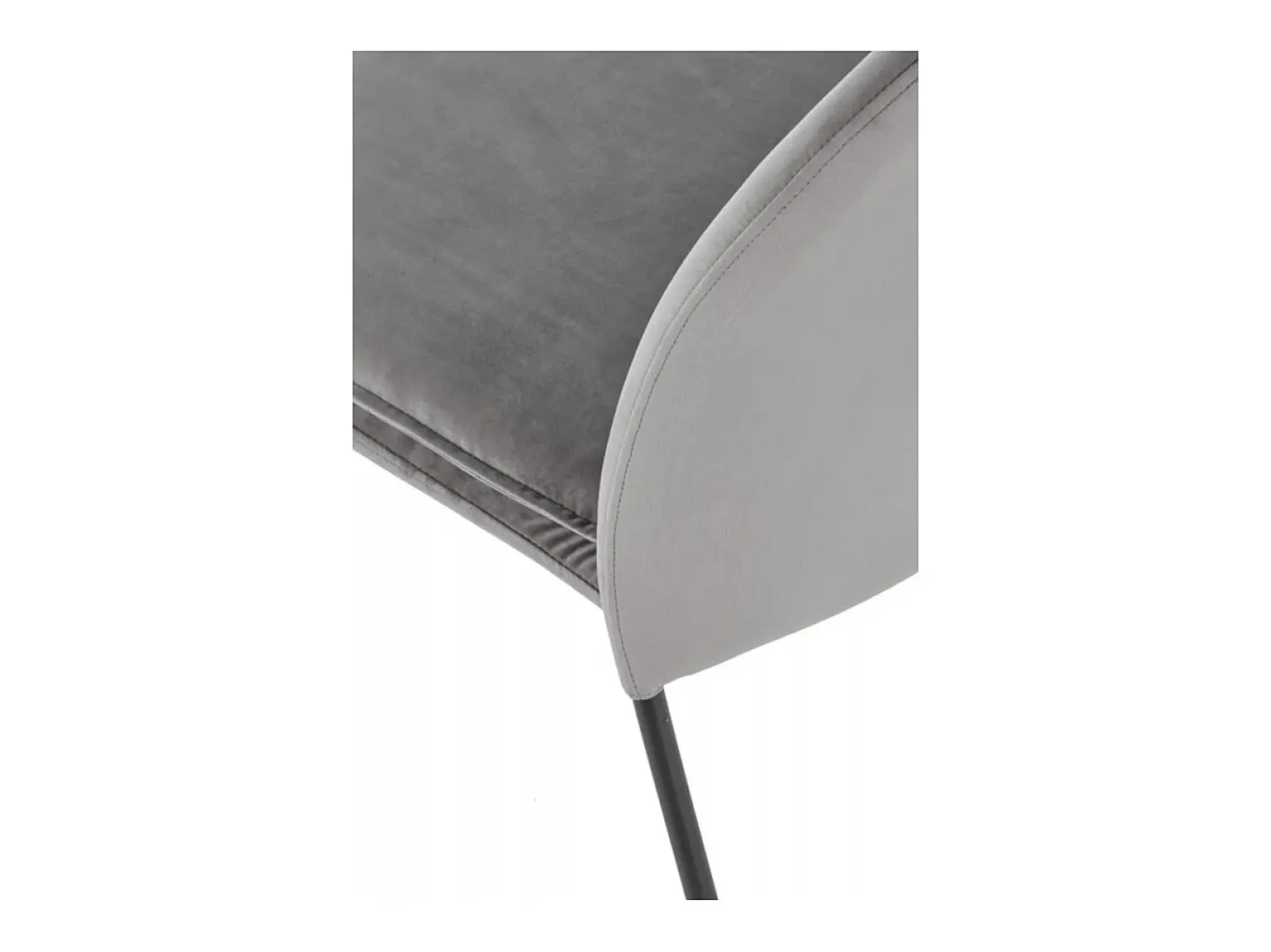 Silla de terciopelo gris con finas patas de metal negro MEET