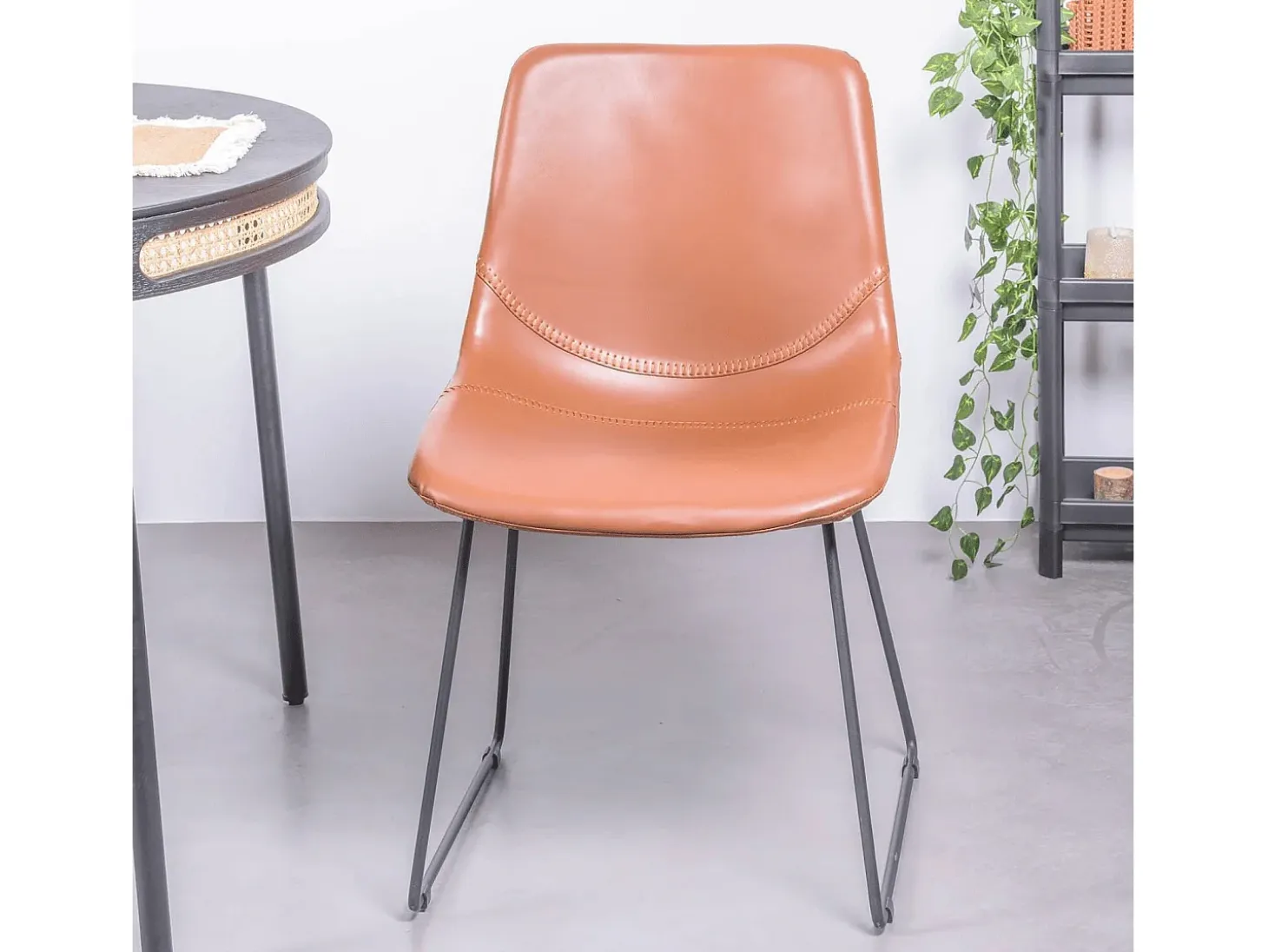 Silla industrial vintage tapizada en Polipiel - City - Naranja