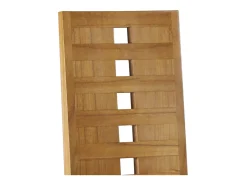 Silla ligera de madera maciza de Mindy Zandhu