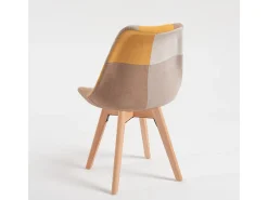 Silla Paoly de tela patchwork amarilla con patas de haya maciza clara