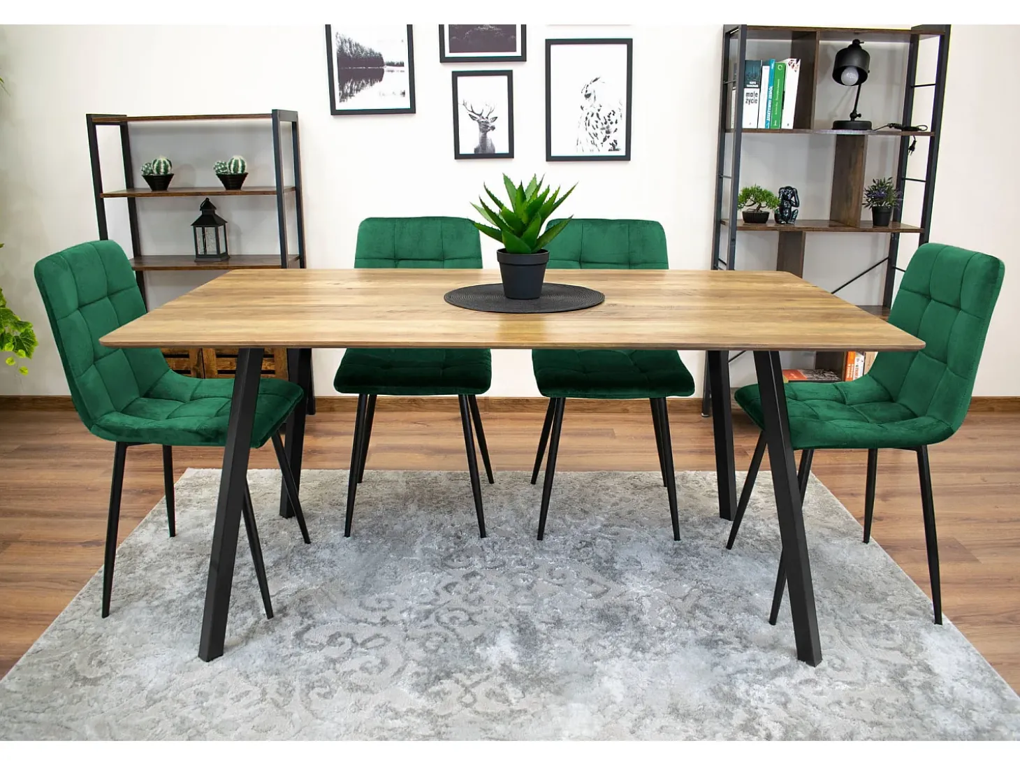 Silla Valora PYRA de terciopelo verde oscuro, diseño moderno (x3)