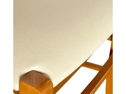 Silla Venezia en madera de cerezo con respaldo en cruz y asiento en símil piel beige