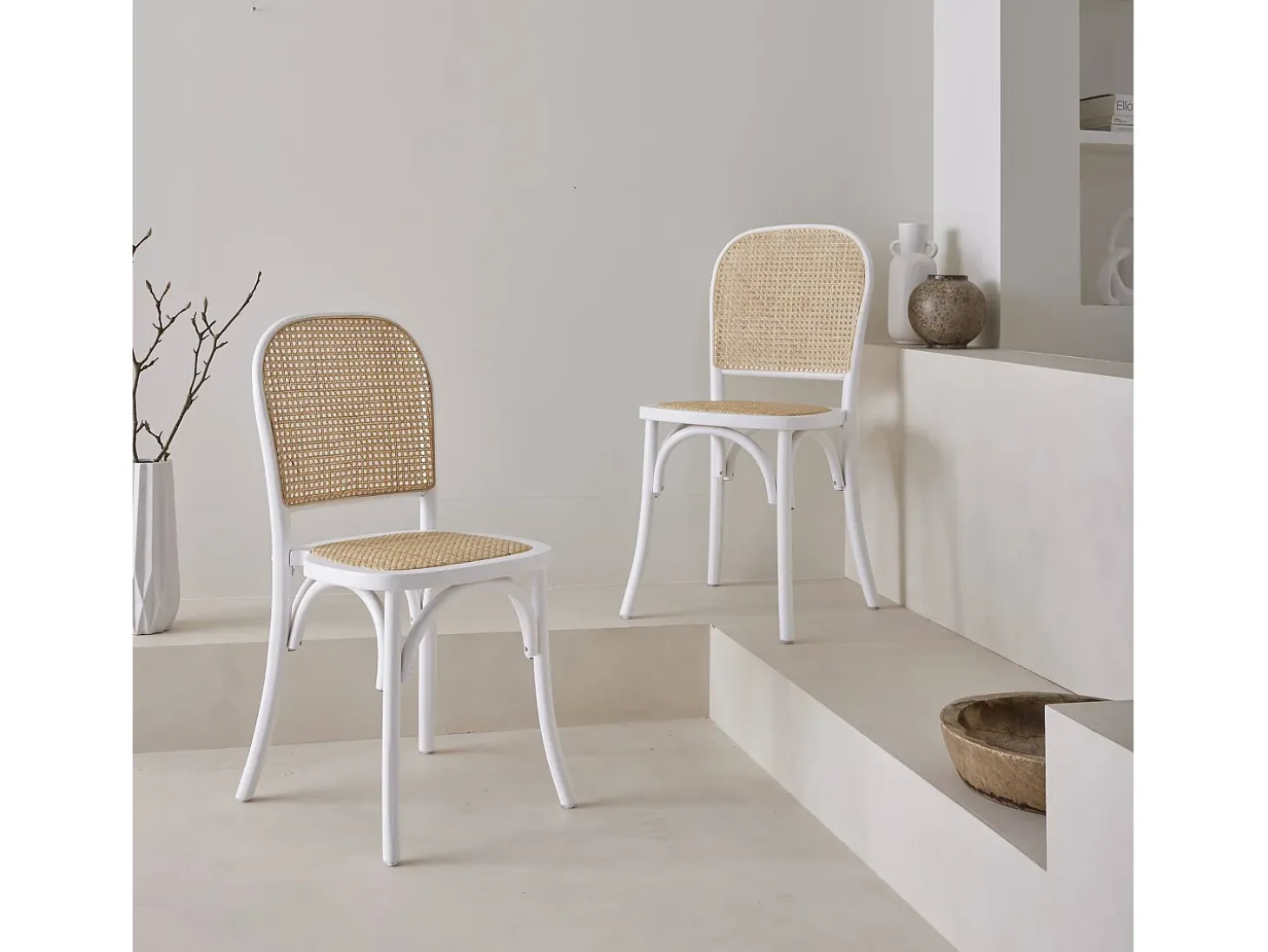 Silla vintage de madera y ratán, set de 2 blanco