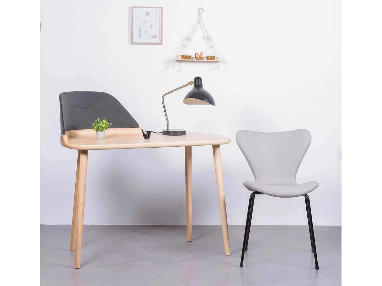 Silla vintage tapizada en polipiel desgastado - Seven - Gris