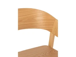 Sillón HIVA de madera de fresno: simplicidad natural y elegancia contemporánea
