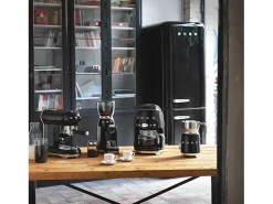 Smeg MFF11BLEU 500W Espumador de Leche Negro