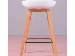 Taburete nórdico con patas de madera de haya (63cm) - Daxer - Blanco