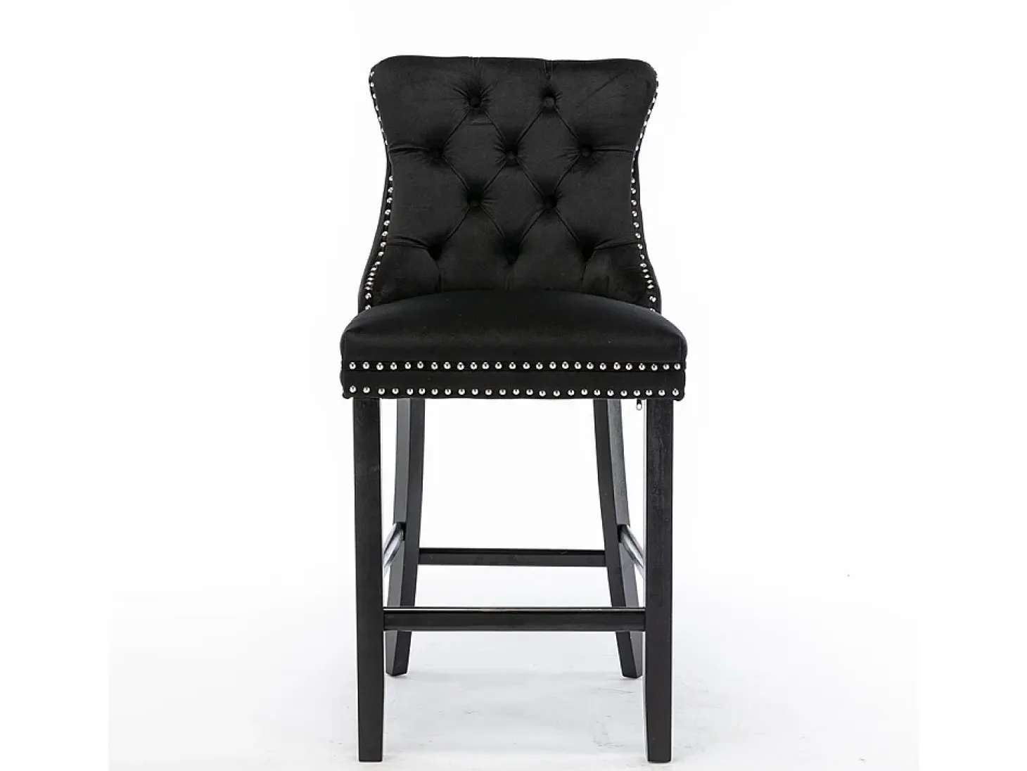 Taburetes de bar tapizados, juego de 2. Con remaches decorativos y patas de madera. Adornos cromados con remaches. Tapizado de terciopelo negro.