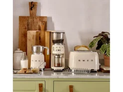 Tostadora Smeg Cream 2000W Retro de los 50 TSF03CREU