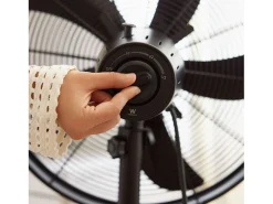 Ventilador de Pie Tripod W3050 Negro - Newlux
